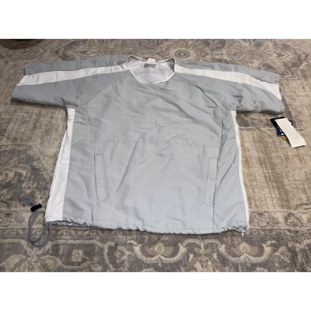 New VINTAGE Mens Sz Medium  DELONG Gray‎ Nylon Pullover Shirt